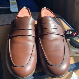 Mens Ferragamo slip on loafers size 11